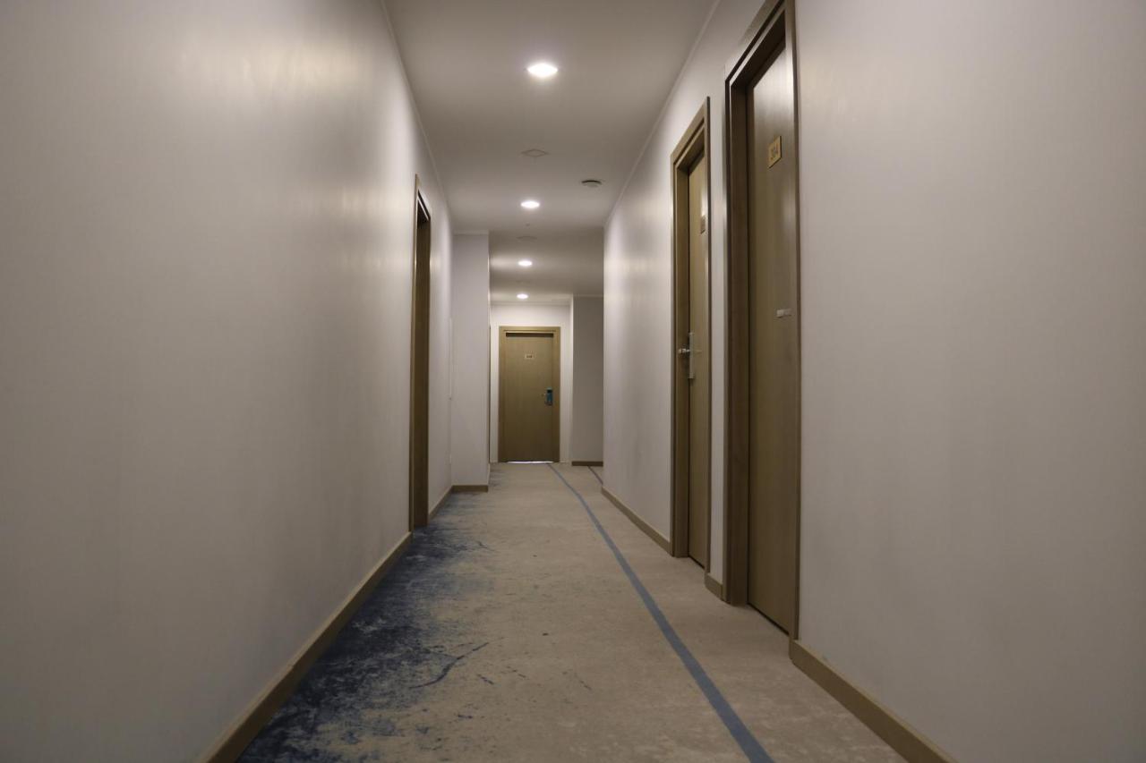 Hotel Viesbutis Banga à Tauragė Extérieur photo