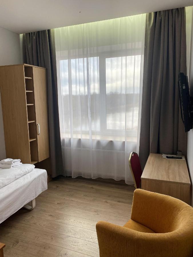 Hotel Viesbutis Banga à Tauragė Extérieur photo