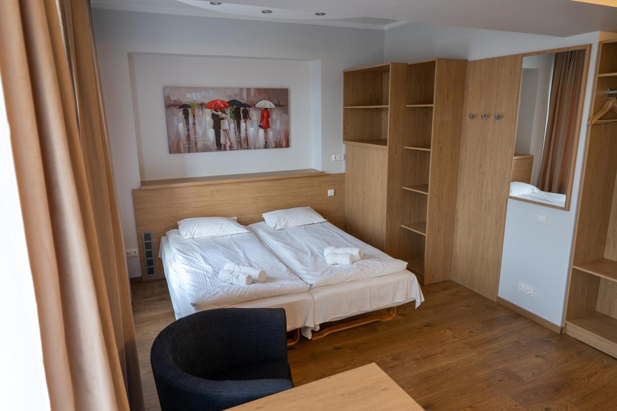 Hotel Viesbutis Banga à Tauragė Extérieur photo